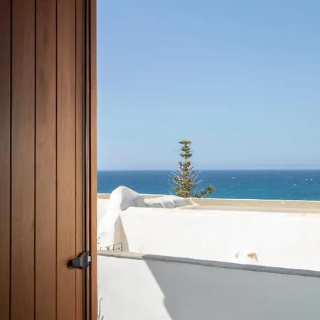 Cycladic Sea View House Near The Castle Appartement